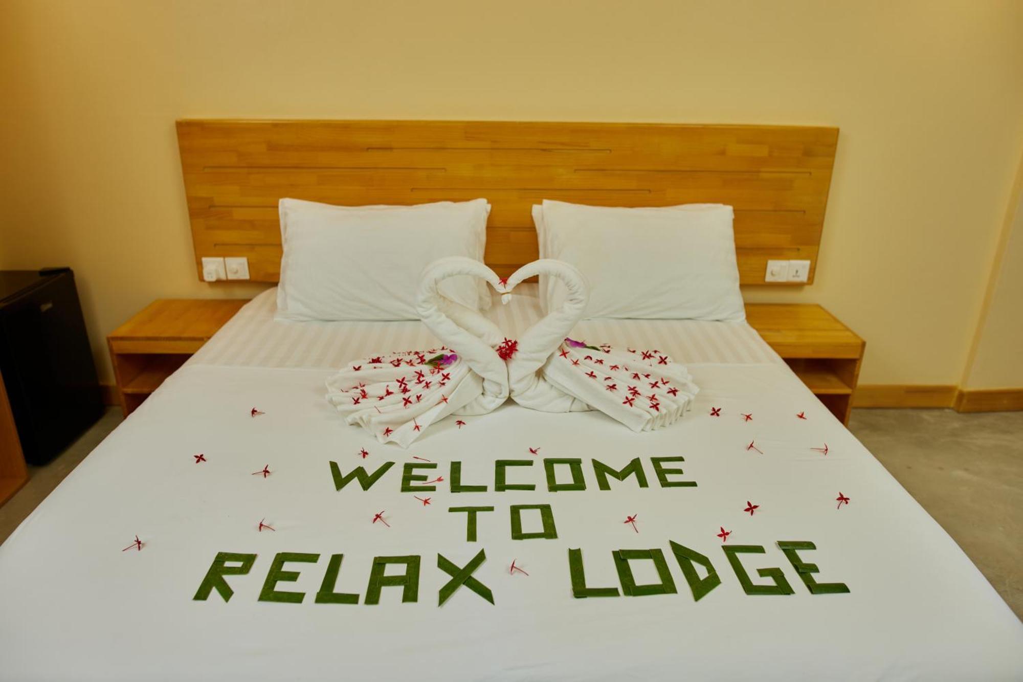 Relax Lodge Thoddoo-Atoll Exterior foto